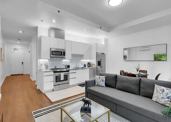 Apartment 1br Near Bok Center-gym, Lounge, Balcony, Pets Ok